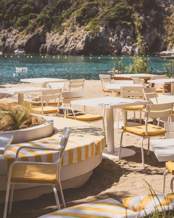 Isola studio - Aragosta Beach Club